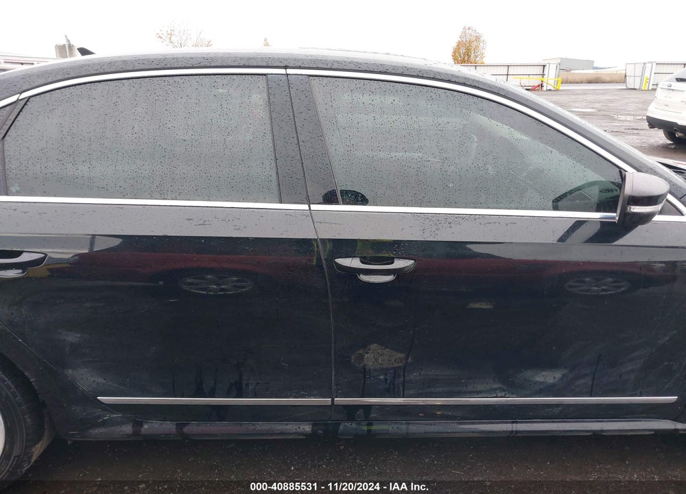 2012 VOLKSWAGEN PASSAT 2.0L TDI SE VIN: 1VWBN7A32CC105005