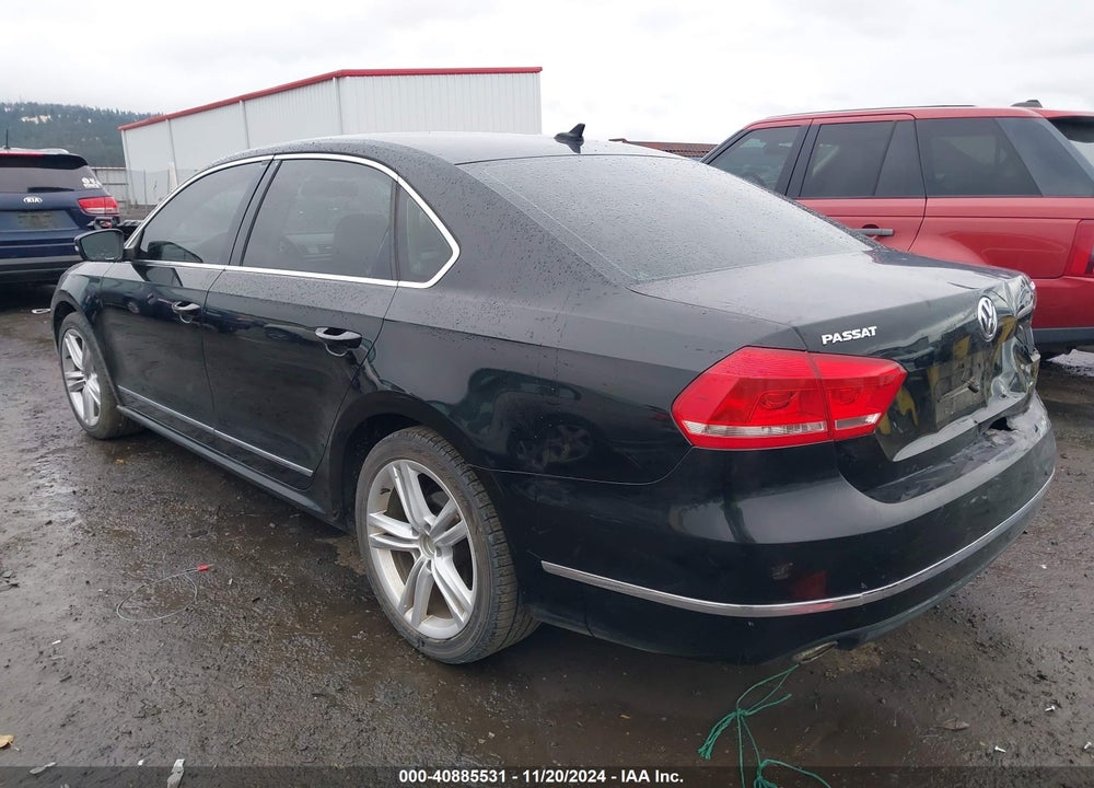 2012 VOLKSWAGEN PASSAT 2.0L TDI SE VIN: 1VWBN7A32CC105005