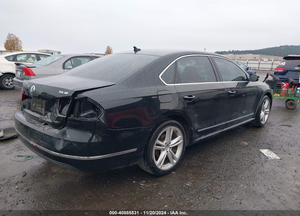 2012 VOLKSWAGEN PASSAT 2.0L TDI SE VIN: 1VWBN7A32CC105005