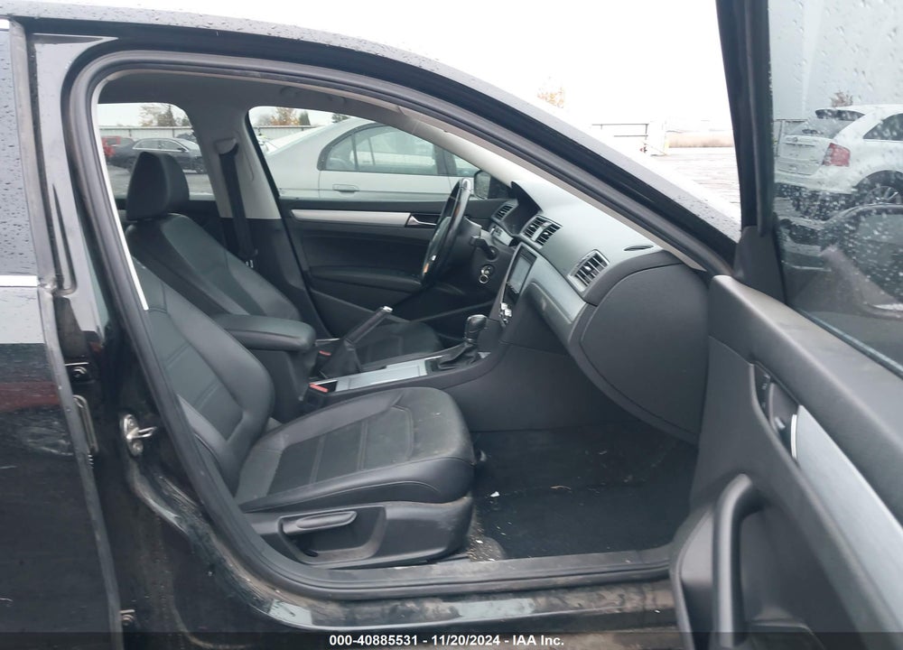 2012 VOLKSWAGEN PASSAT 2.0L TDI SE VIN: 1VWBN7A32CC105005