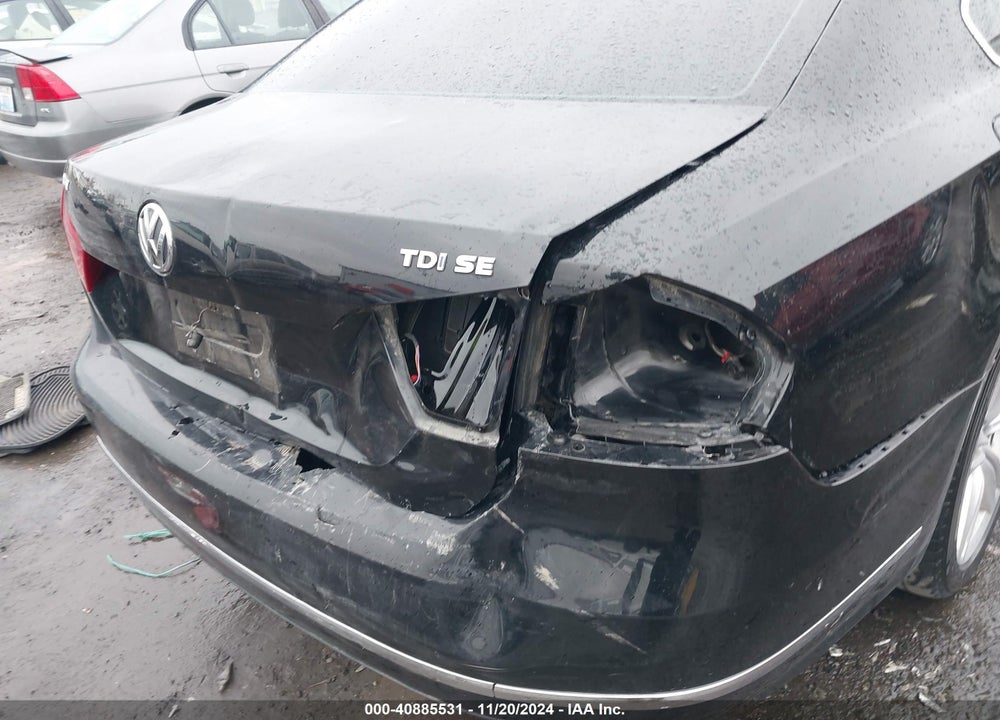 2012 VOLKSWAGEN PASSAT 2.0L TDI SE VIN: 1VWBN7A32CC105005