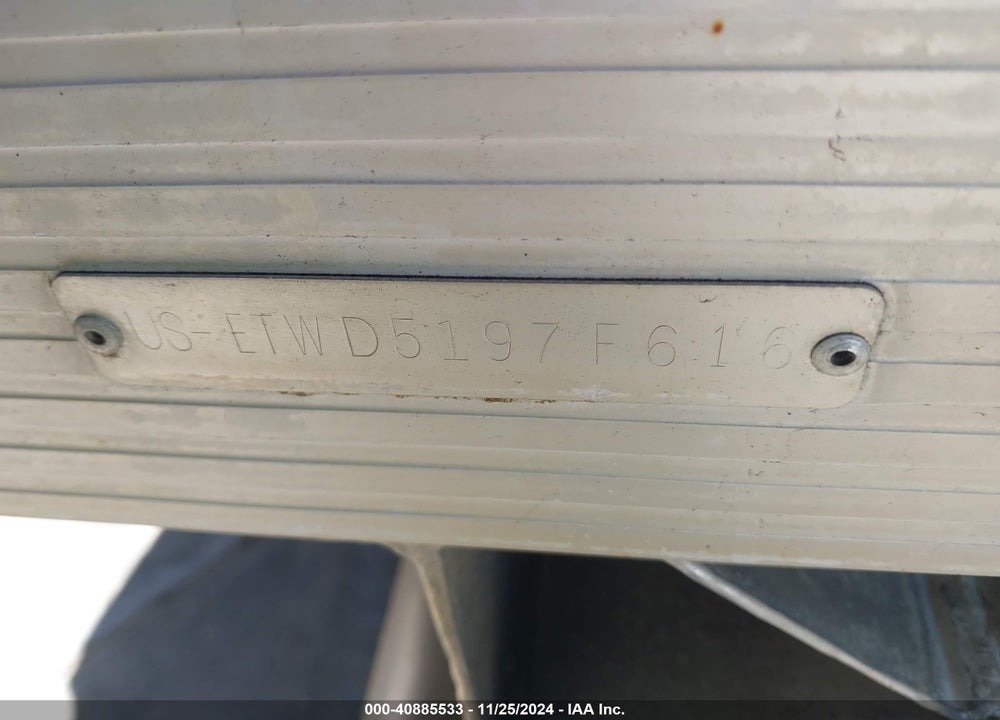 2016 BENNINGTON OTHER VIN: ETWD5197F616