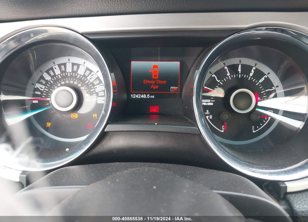 2013 FORD MUSTANG VIN: 1ZVBP8CF4D5238197