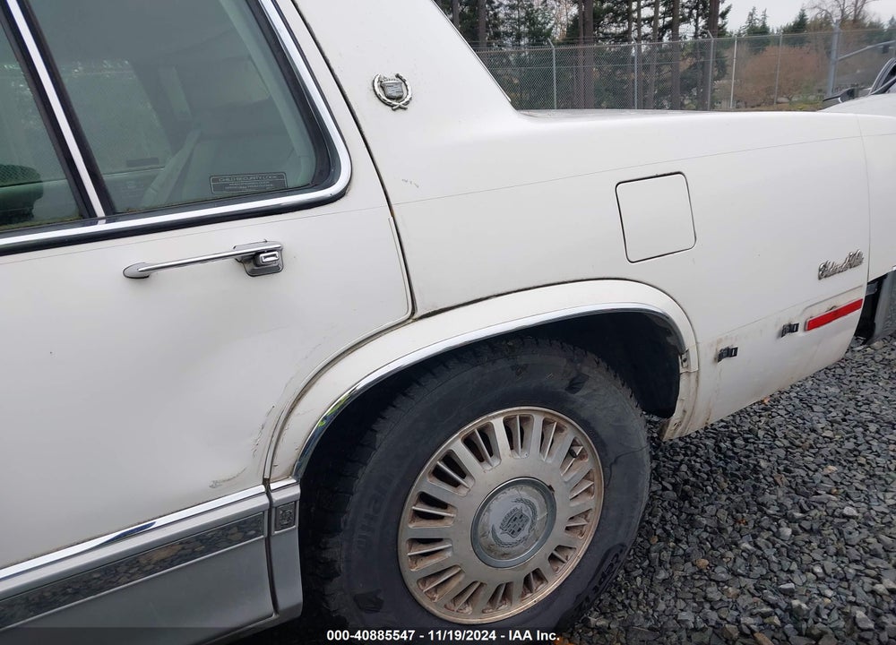 1992 CADILLAC DEVILLE VIN: 1G6CD53B6N4202355