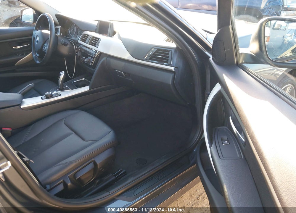 2018 BMW 320I VIN: WBA8A9C58JAH13624