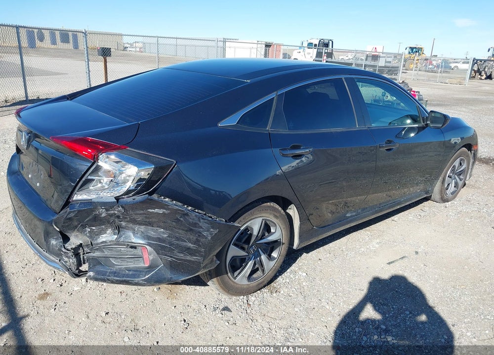 2019 HONDA CIVIC LX VIN: 19XFC2F68KE200949