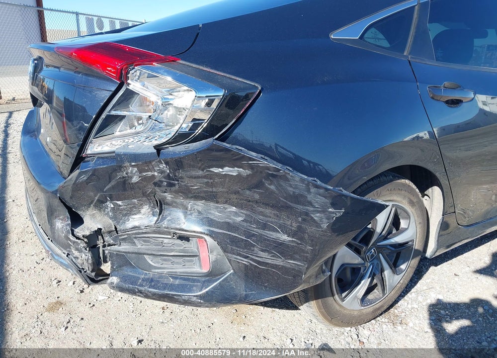 2019 HONDA CIVIC LX VIN: 19XFC2F68KE200949