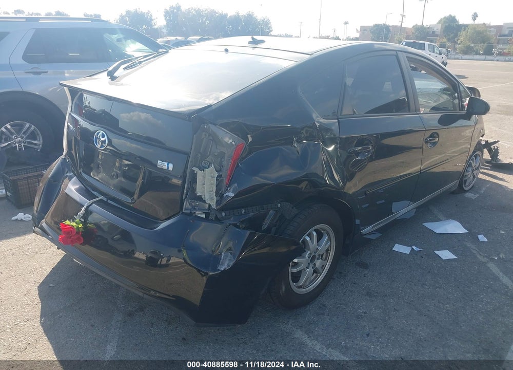 2011 TOYOTA PRIUS TWO VIN: JTDKN3DU5B5294784