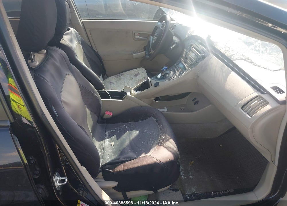 2011 TOYOTA PRIUS TWO VIN: JTDKN3DU5B5294784