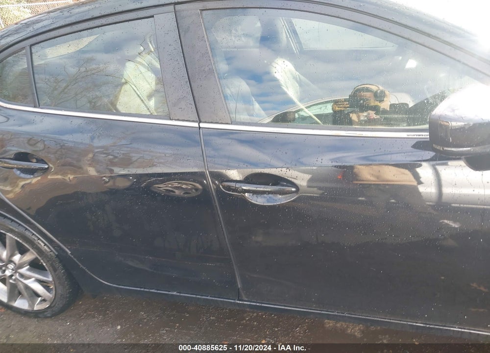 2018 MAZDA 3 TOURING VIN: 3MZBN1V3XJM249534