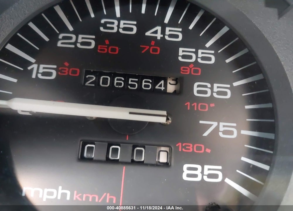 1988 JEEP CHEROKEE LIMITED VIN: 1JCMT7898JT087732