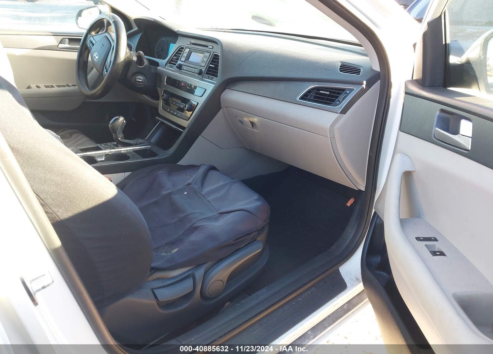 2016 HYUNDAI SONATA VIN: 5NPE24AF8GH394824