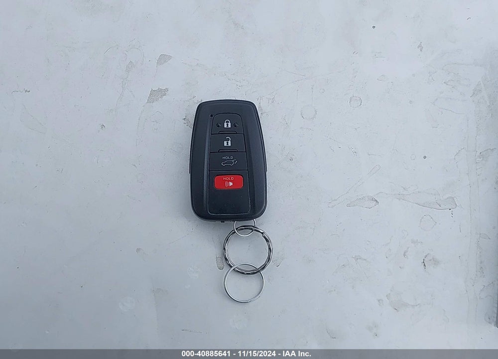 2022 TOYOTA RAV4 HYBRID XLE PREMIUM VIN: 2T3B6RFV7NW037418