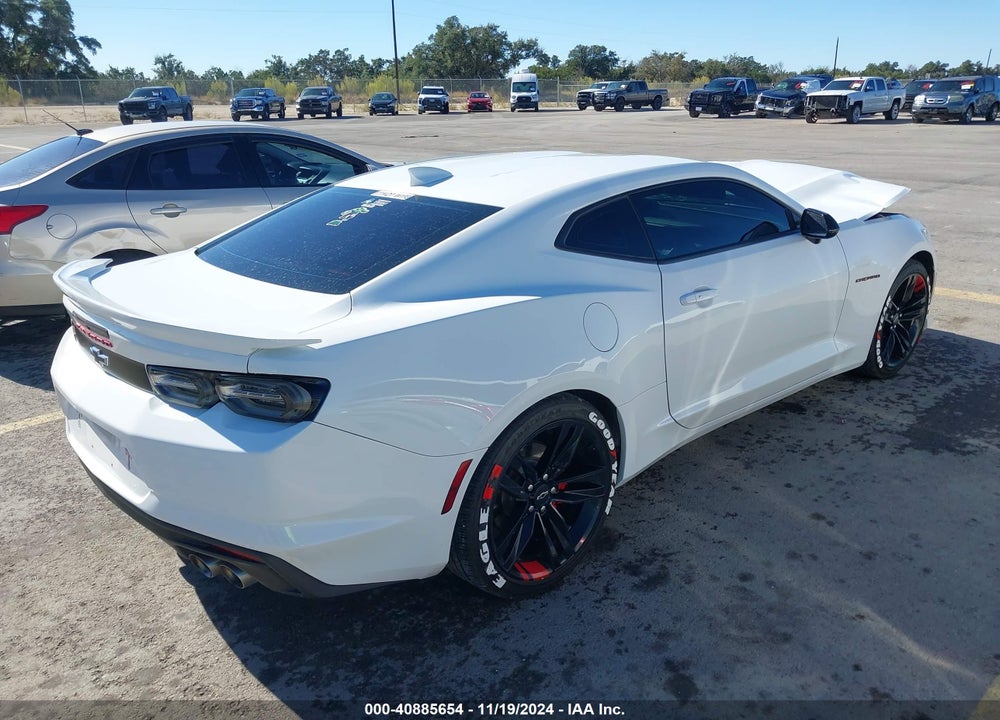 2021 CHEVROLET CAMARO RWD 2LT VIN: 1G1FD1RS8M0105490