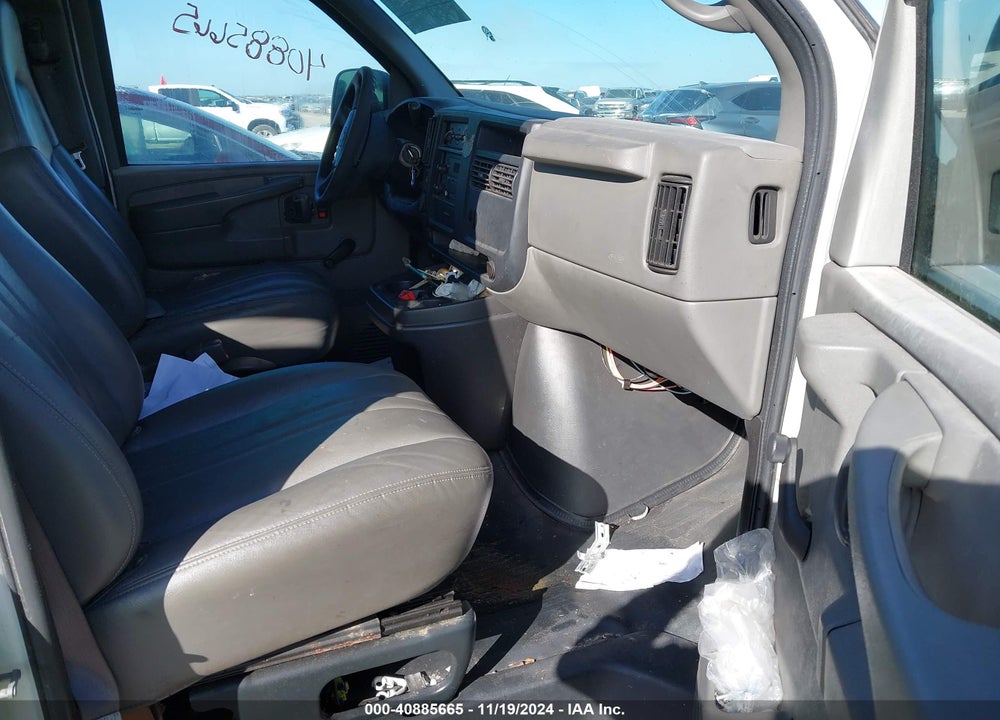 2007 CHEVROLET EXPRESS WORK VAN VIN: 1GCFG15X171207518