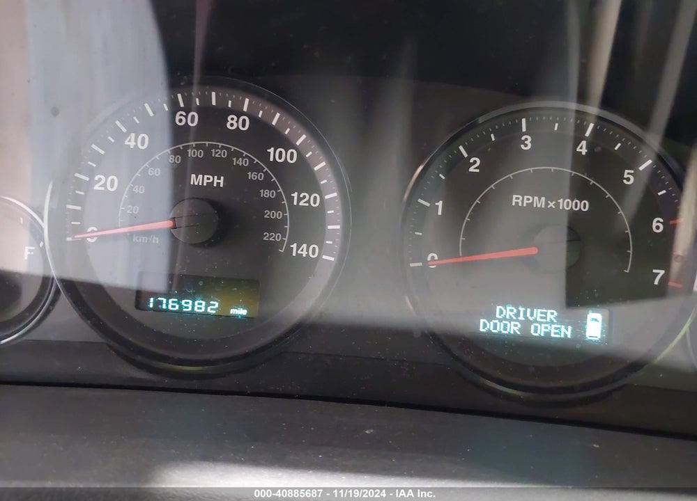 2005 JEEP GRAND CHEROKEE LAREDO VIN: 1J4GR48K55C658897