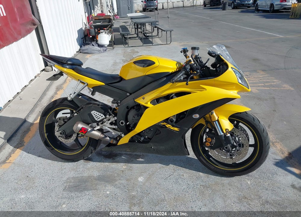 2008 YAMAHA YZFR6 VIN: JYARJ16Y18A000825