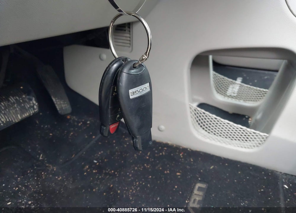 2015 DODGE GRAND CARAVAN SXT VIN: 2C4RDGCG0FR566347