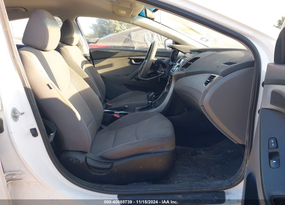 2016 HYUNDAI ELANTRA SE VIN: 5NPDH4AEXGH735738