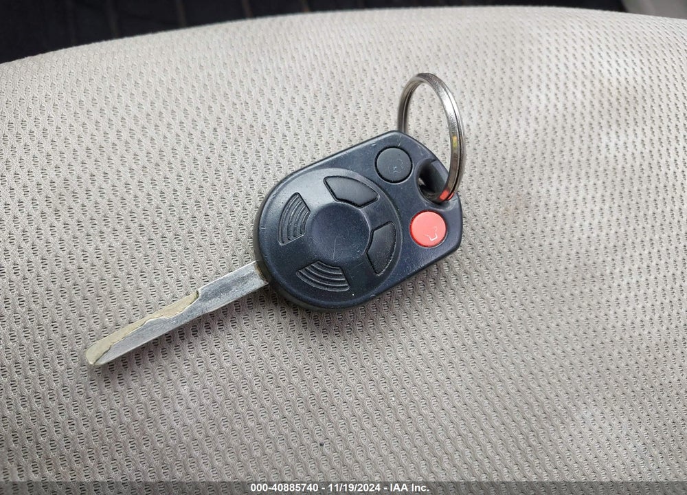 2014 FORD FOCUS SE VIN: 1FADP3K24EL446967