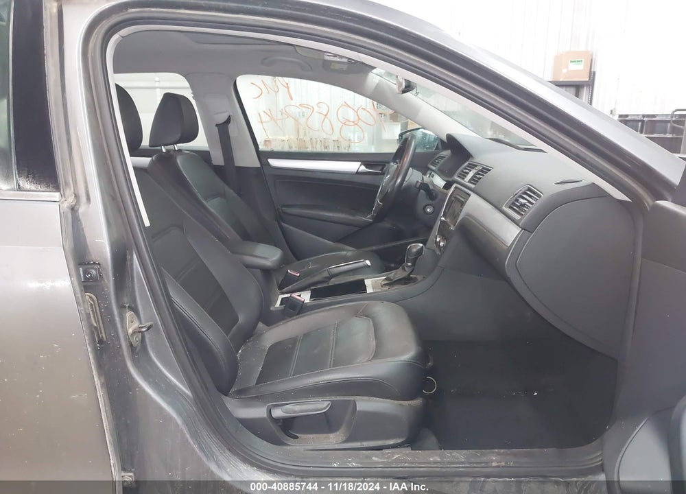 2012 VOLKSWAGEN PASSAT 2.5L SE VIN: 1VWBH7A34CC092250