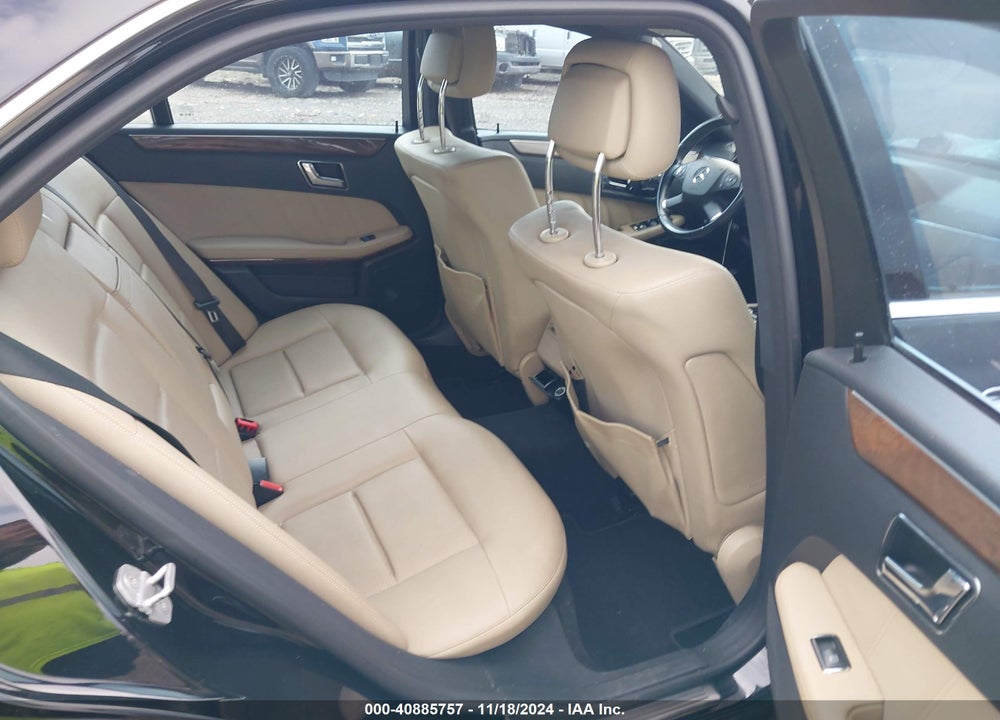2010 MERCEDES-BENZ E 350 4MATIC VIN: WDDHF8HB1AA125063