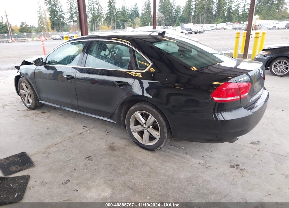 2012 VOLKSWAGEN PASSAT 2.5L SE VIN: 1VWBH7A38CC027451