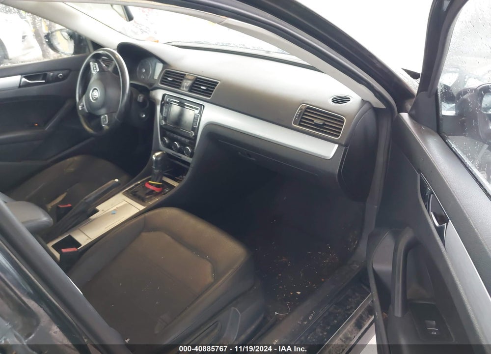 2012 VOLKSWAGEN PASSAT 2.5L SE VIN: 1VWBH7A38CC027451