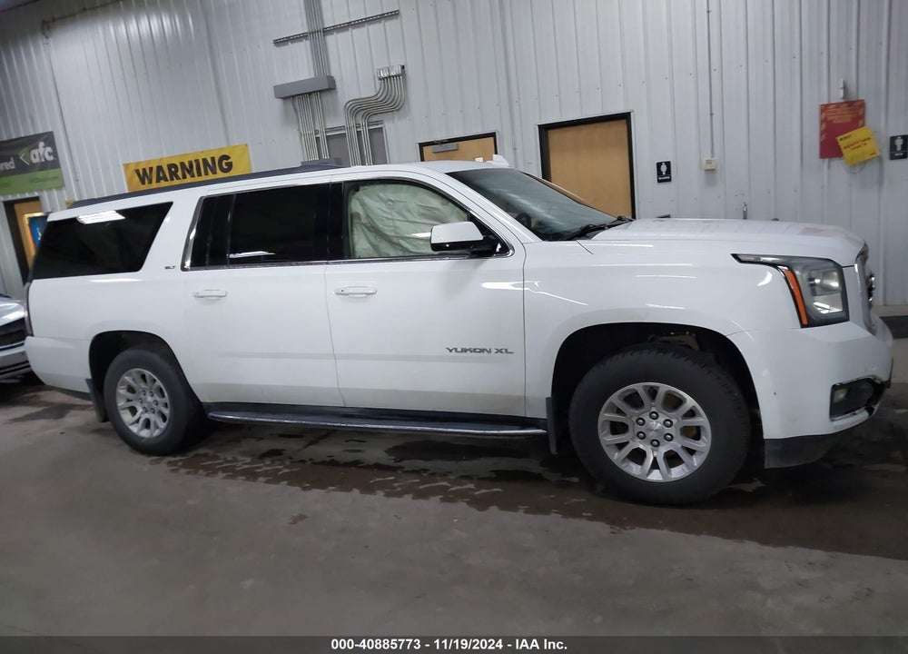 2017 GMC YUKON XL SLT VIN: 1GKS2GKC0HR204781