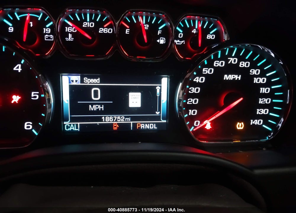 2017 GMC YUKON XL SLT VIN: 1GKS2GKC0HR204781