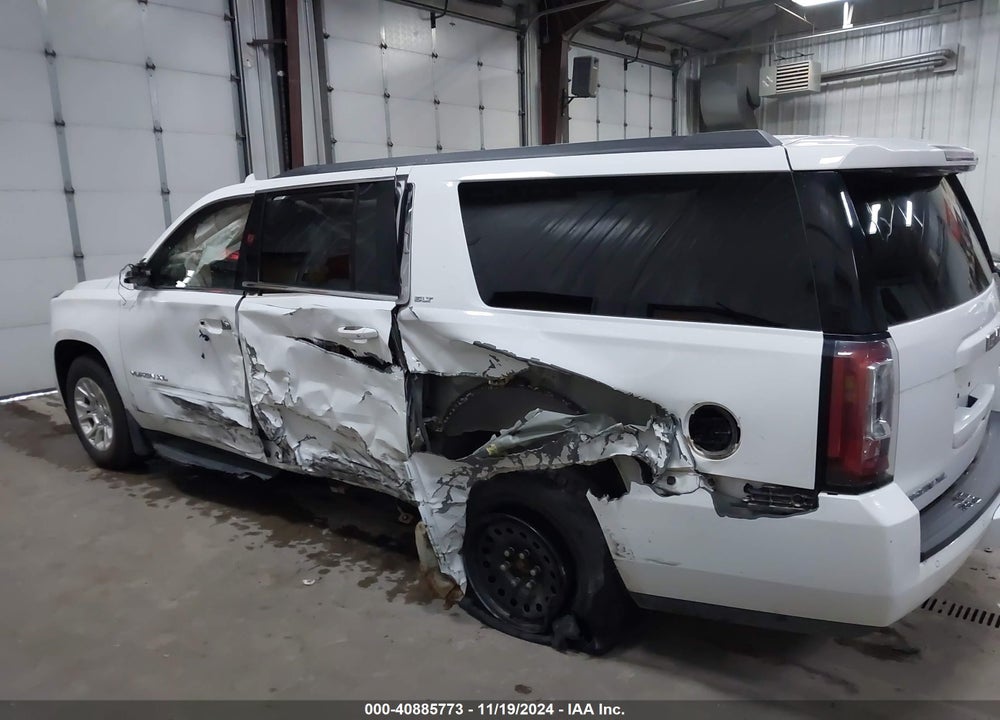2017 GMC YUKON XL SLT VIN: 1GKS2GKC0HR204781