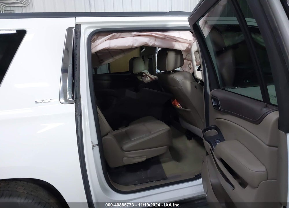 2017 GMC YUKON XL SLT VIN: 1GKS2GKC0HR204781