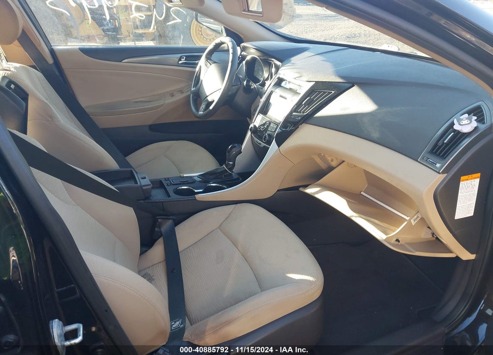 2012 HYUNDAI SONATA HYBRID VIN: KMHEC4A41CA037719