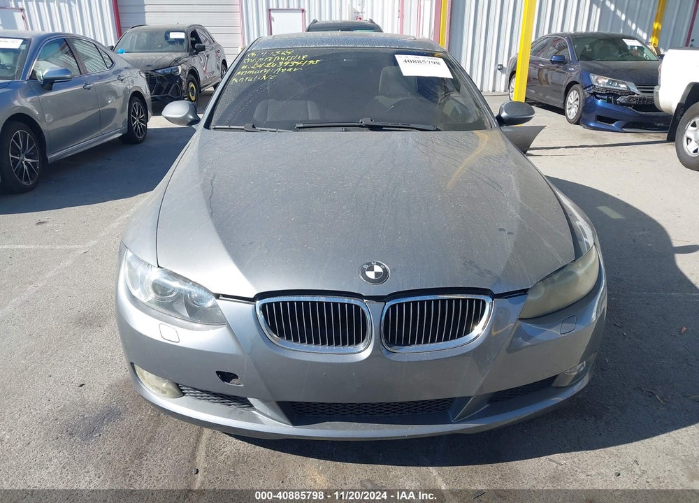 2008 BMW 328I VIN: WBAWV13518P118521
