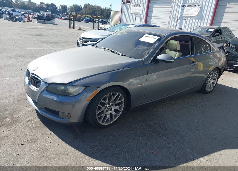 2008 BMW 328I VIN: WBAWV13518P118521