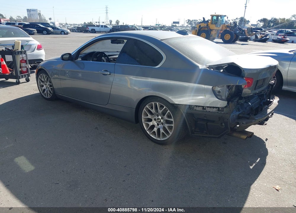 2008 BMW 328I VIN: WBAWV13518P118521