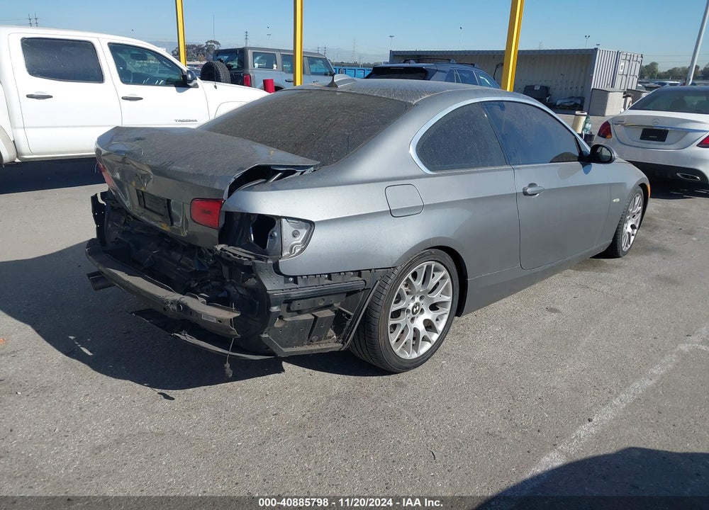 2008 BMW 328I VIN: WBAWV13518P118521