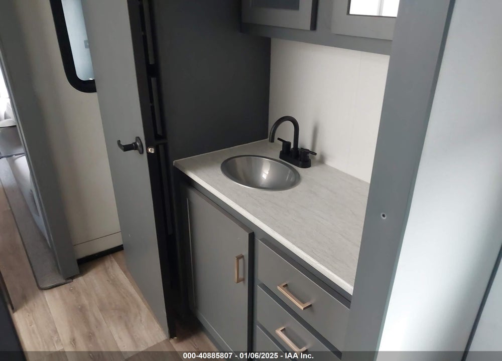 2022 KEYSTONE OTHER VIN: 4YDTBLM26NT435144