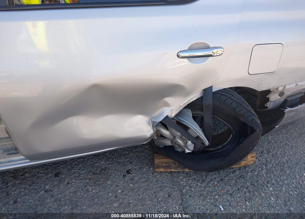 2014 NISSAN VERSA 1.6 SV VIN: 3N1CN7AP9EL851214