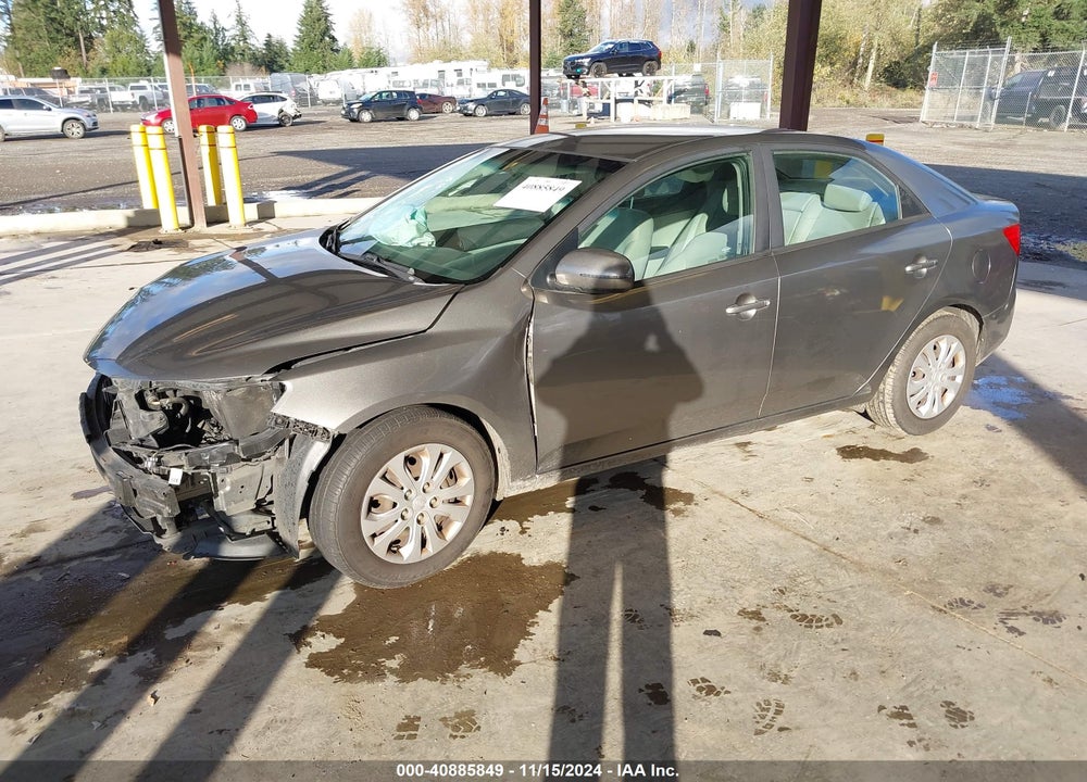 2011 KIA FORTE EX VIN: KNAFU4A24B5461923