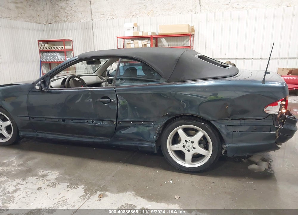 2002 MERCEDES-BENZ CLK 430 VIN: WDBLK70G22T108326