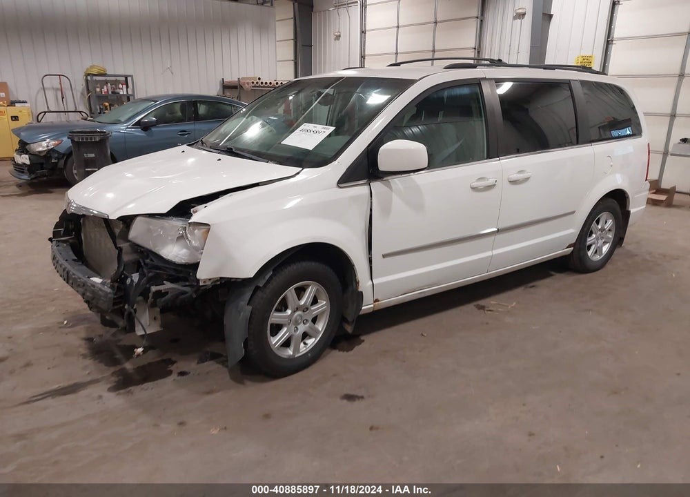 2010 CHRYSLER TOWN & COUNTRY VIN: 2A4RR5D1XAR164113