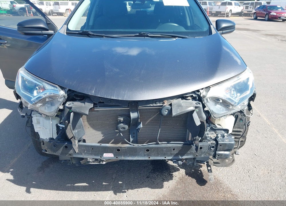 2018 TOYOTA RAV4 LE VIN: JTMZFREV4JJ195479