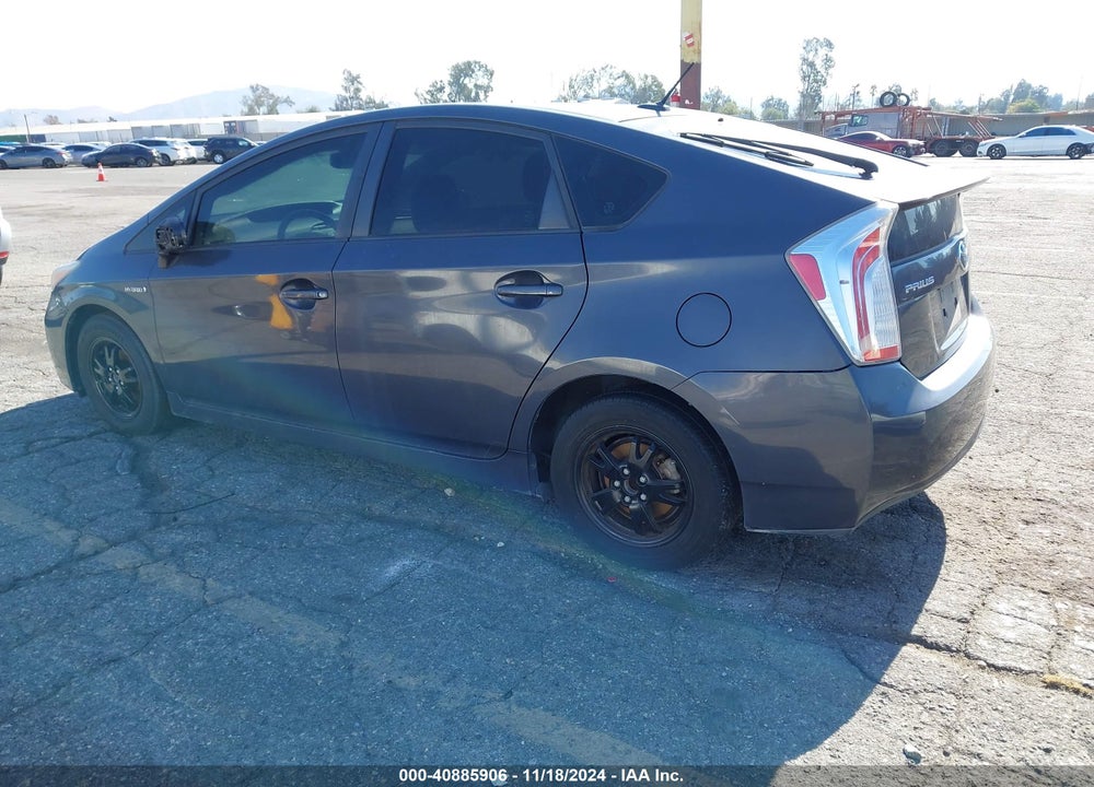 2013 TOYOTA PRIUS FOUR VIN: JTDKN3DU6D5602449
