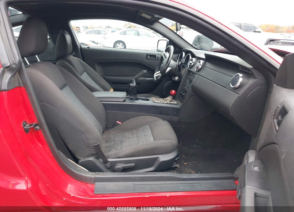 2006 FORD MUSTANG GT VIN: 1ZVFT82HX65261941