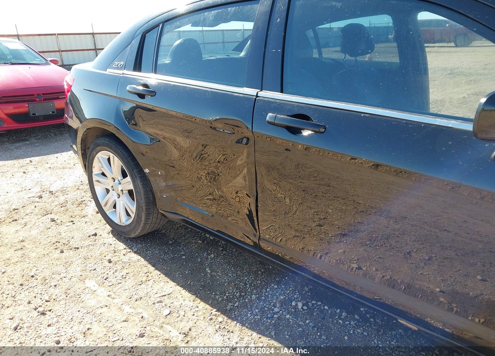 2013 CHRYSLER 200 LIMITED VIN: 1C3CCBCG2DN619057
