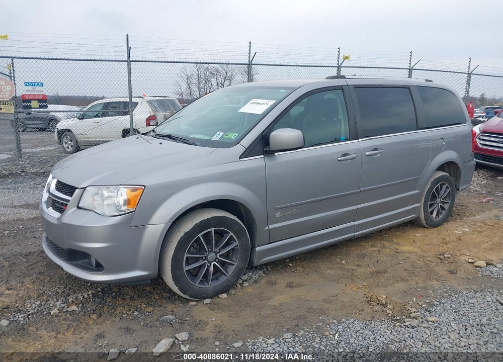 2017 DODGE GRAND CARAVAN SXT VIN: 2C4RDGCG1HR715447