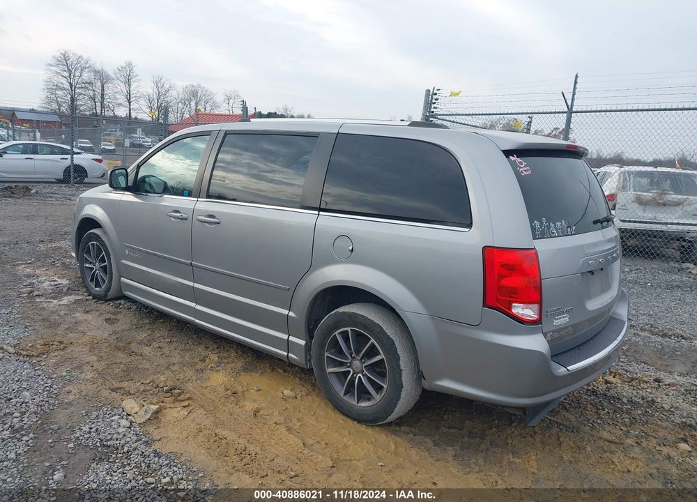 2017 DODGE GRAND CARAVAN SXT VIN: 2C4RDGCG1HR715447