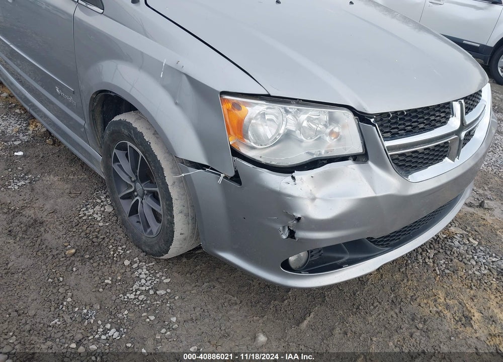 2017 DODGE GRAND CARAVAN SXT VIN: 2C4RDGCG1HR715447