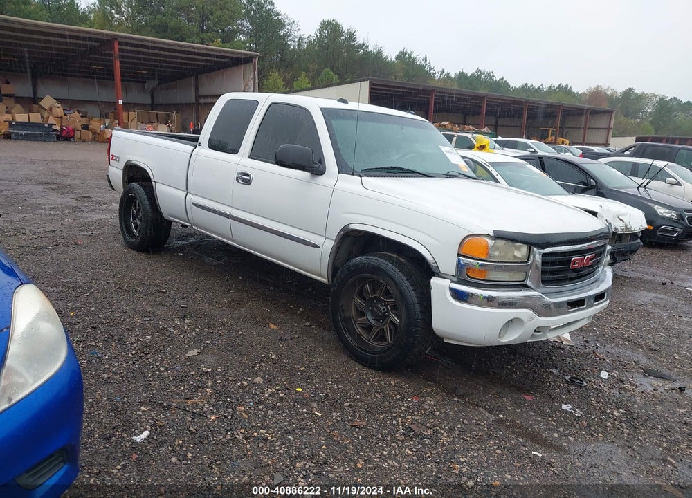2004 GMC SIERRA 1500 SLE VIN: 2GTEK19T841137930